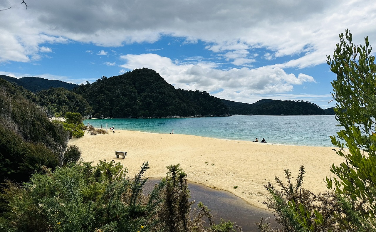 plage-eau-turquoise