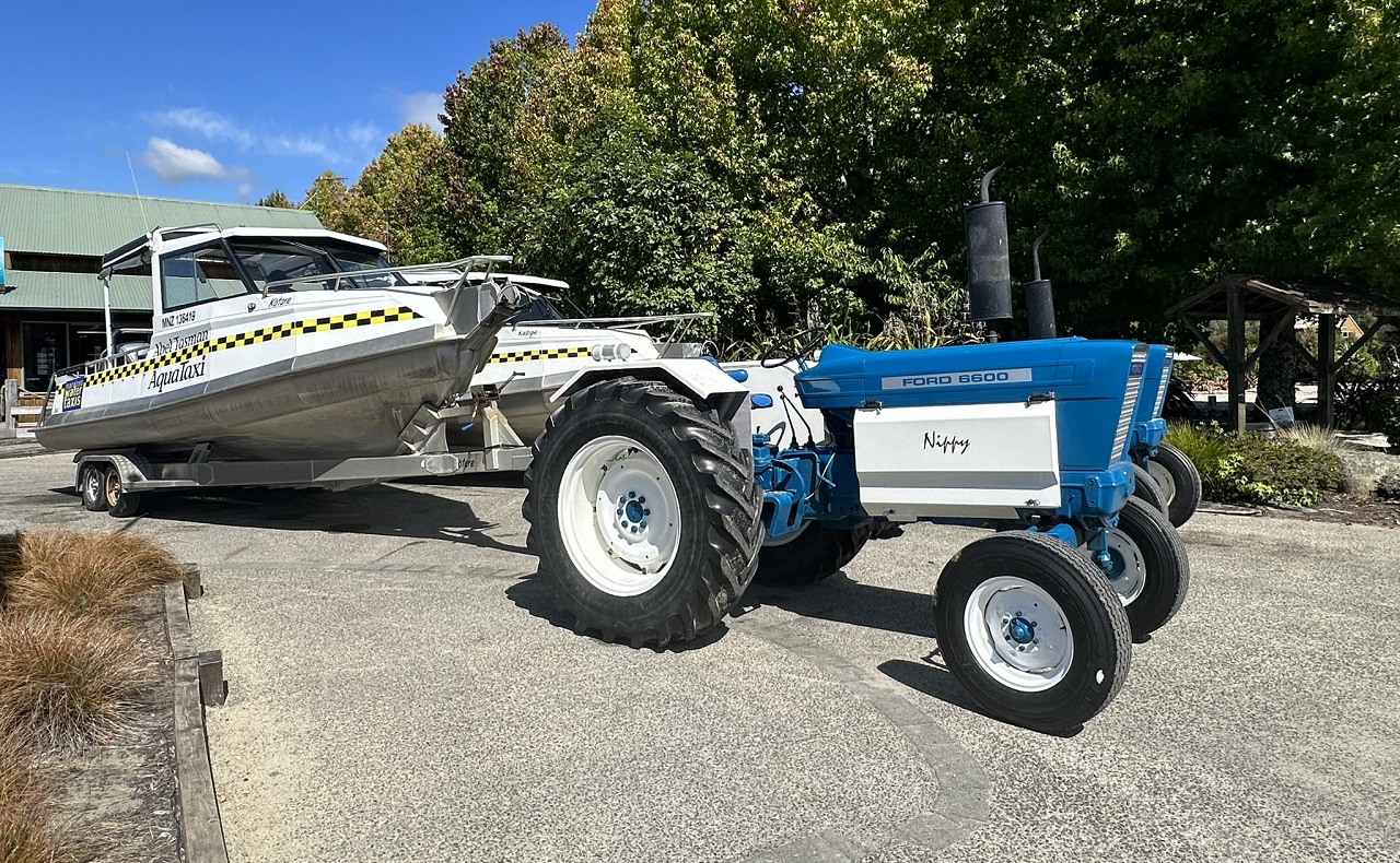 tracteur-transport-bateau