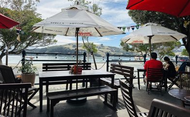 bar-terrasse-akaroa