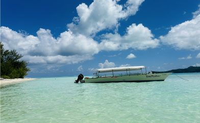 bateau-eau-turquoise