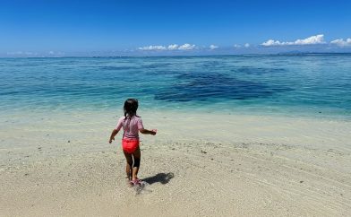 enfant-sur-plage