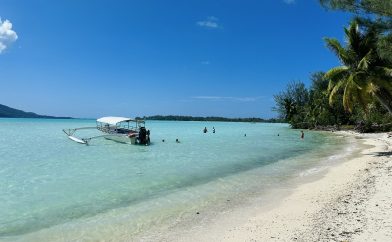 plage-et-bateau