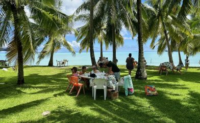 manger sous les cocotiers